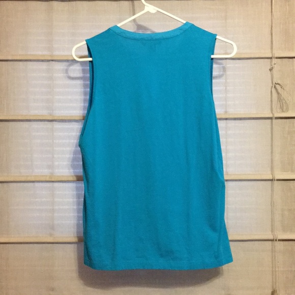 Sleeveless blouse - Picture 3 of 3